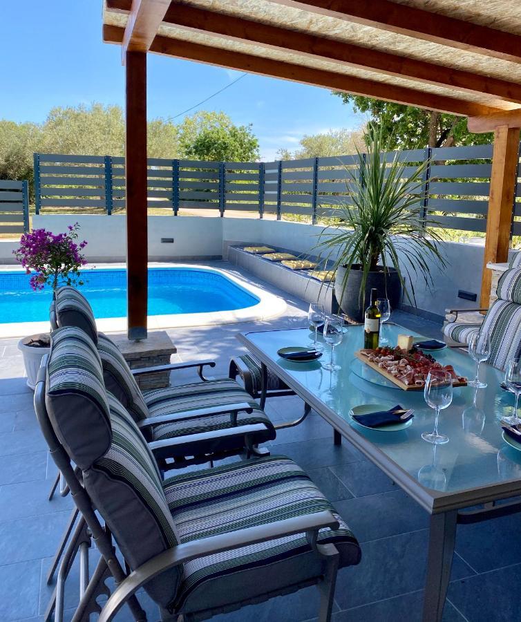Villa Twins Sukosan With Heated Pool Exterior photo